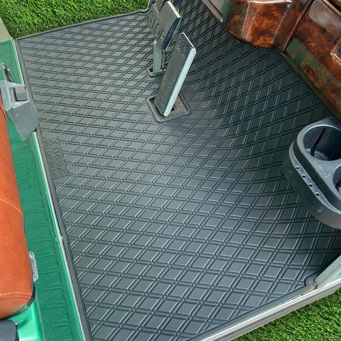 Xtreme® Mats Golf Cart Floor Mat Club Car DS (19822013) / Villager